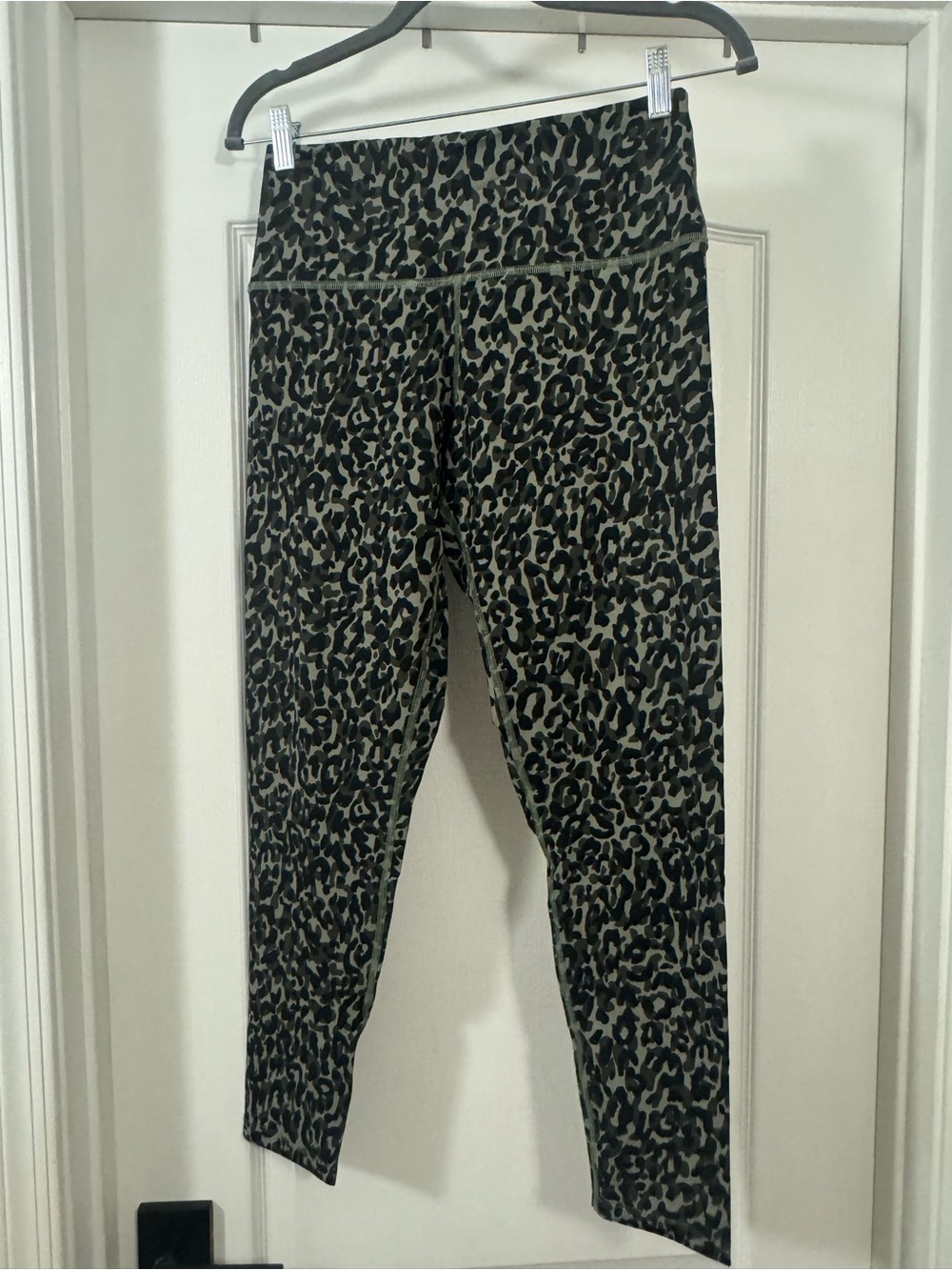 PINK Victoria's Secret Olive Green and Black Leopard Print Leggings - Picture 2 of 7